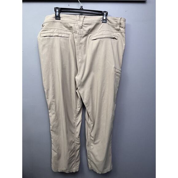 Gerry Passport Travel Pant Mens 41x32 Khaki Lightweight Cargo Tagged as 38x32 - Picture 2 of 7